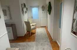 Apartament 3 camere, 88 mp, zona Reghin