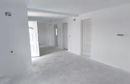 Casa de vacanta, 60 mp, zona Suseni