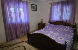 Casă cu 3 camere, 70 mp, teren 1.400 mp, anexe, zona Fărăgău