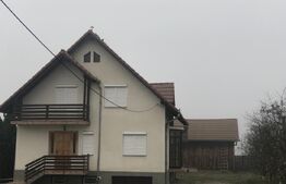 Casă 187 mp, teren 4500 mp, zona Chetani 