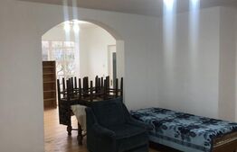 Casă 187 mp, teren 4500 mp, zona Chetani 