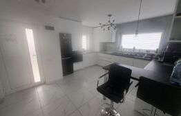 Casă tip duplex P+M, construită în 2019, 136 mp, teren de 250 mp – zona Budiului