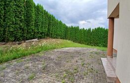 Vilă de vânzare, 300 mp, zona Livezeni