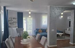 Casa de vanzare, 220 mp, zona Corunca 