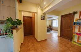 Apartament cu 3 camere, 78 mp, mobilat, zona Unirii