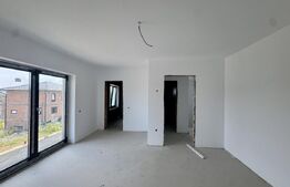 Casa de vanzare, 140 mp utili, 507 mp teren, zona Corunca