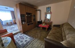 Casă cu două corpuri, 63 mp, zona Chinari