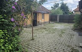 Casă cu două corpuri, 63 mp, zona Chinari