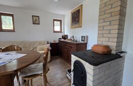 Casă și livadă de vânzare, 150 mp, zona Grebenișu de Câmpie
