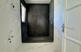 Vand casa moderna, singur in curte, Corunca, zona Penny