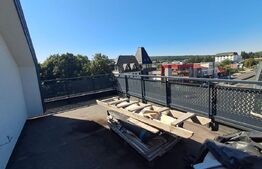 Spațiu comercial de închiriat – 238 mp, Mansardă,