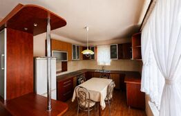 Casa de vanzare, 200 mp, 500 mp teren, zona Sângeorgiu de Mureș 