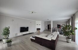 Vila de lux cu 380mp utili in Reghin 