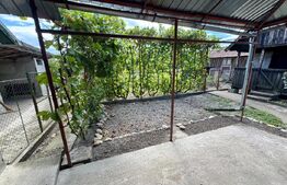 Casa de vanzare, 75 mp, 550 mp teren, zona Chetani 