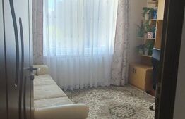 Apartament de vanzare - 4 camere - Zona Tudor 
