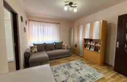 Apartament cu 3 camere, 76.60 mp, zona Centrala - Gurghiu