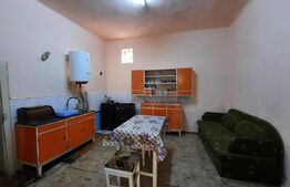 Casă de vânzare în Târnăveni – zonă centrală, acces direct din strada principală