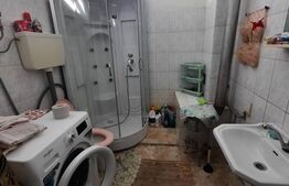 Casă de vânzare în Târnăveni – zonă centrală, acces direct din strada principală