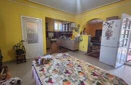 Casa de vanzare, 140 mp, teren 600 mp, zona Sangeorgiu de Mures