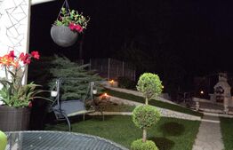 Vilă de vânzare în Corunca| Trei nivele| 320 metrii pătrați!