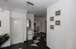Vilă de vânzare în Corunca| Trei nivele| 320 metrii pătrați!