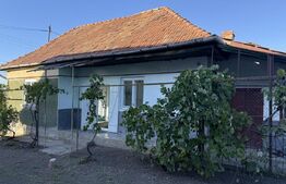 Casa de vanzare, 66 mp, teren intravilan 2.530 m, zona Ernei