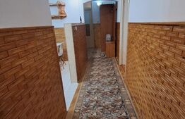 Apartament cu 3 camere pe Str. Transilvaniei, 70 mp utili, 2 băi, balcon închis