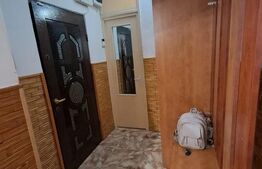 Apartament cu 3 camere pe Str. Transilvaniei, 70 mp utili, 2 băi, balcon închis