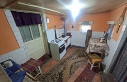 Casă cu teren de 1099 mp în Văleni, județul Mureș