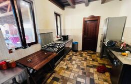 Casa de inchiriat, 5 camere, 130 mp, 450 mp teren, zona Madaras