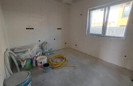 Case tip duplex moderne – finisate la cheie, cartier rezidențial 