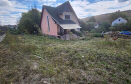 Casa de vanzare, 130 mp, teren 2230 mp, zona Unirii