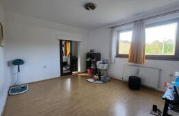 Casa de vanzare, 130 mp, teren 2230 mp, zona Unirii