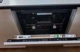 Penthouse exclusivist cu terasă panoramică, jacuzzi și saună!