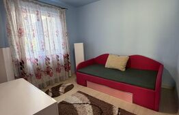 Apartament cu 3 camere, 52 mp, zona Dambu