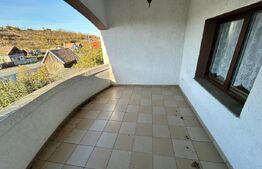 Casa de vanzare, 337 mp, zona Cucerdea