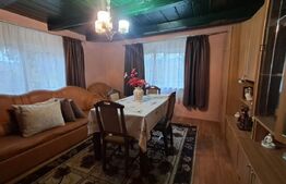 Casă cu 4 camere, 120 mp, teren 2.000 mp, zona Fărăgău