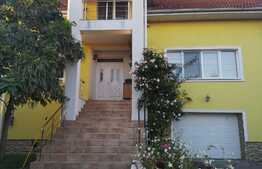 De vânzare casă individuală, 270 mp utili, 500 mp teren, cartierul Unirii, zona liniștită