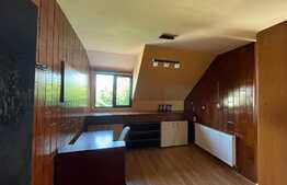 Investiție! Casa de vânzare cu 7 apartamente, 490 mp utili, zona Centrala!