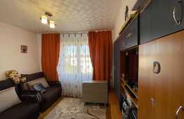 Apartament cu 2 camere, decomandat, aproape de UMF