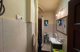 Casa individuală de vânzare,  4 camere suprafața 200 mp