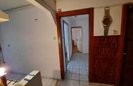 Apartament de 3 camere, 59 mp, zona Dambu Pietros