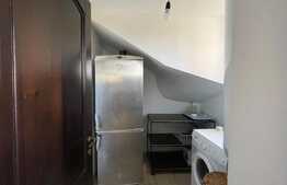 Apartament cu 3 camere, curte mare, lângă Sapientia!