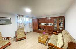 Apartament cu 3 camere, curte mare, lângă Sapientia!