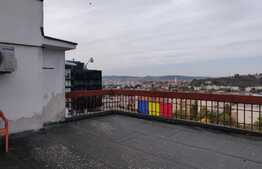 Daca nu doresti sa te deranjeze vecinii de sus, avem un apartament tip penthhouse de 3 camere in cartierul Tudor Vladimirescu, zona E-On perfect pentru tine