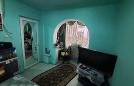 Apartament semidecomandat cu 2 camere, 40 mp, zona Dambu! 