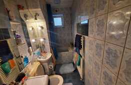 Apartament semidecomandat cu 2 camere, 40 mp, zona Dambu! 