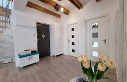 Penthouse de lux, 2 camere, 110 mp utili, terasa 40 mp,  zona Unirii!