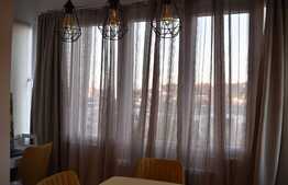 Apartament de 3 camere, 50 mp utili, cartierul Dambu