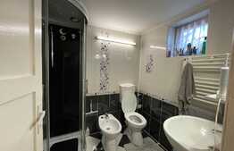 Casa de vânzare cu 5 camere, 180 mp în 7 Noiembrie